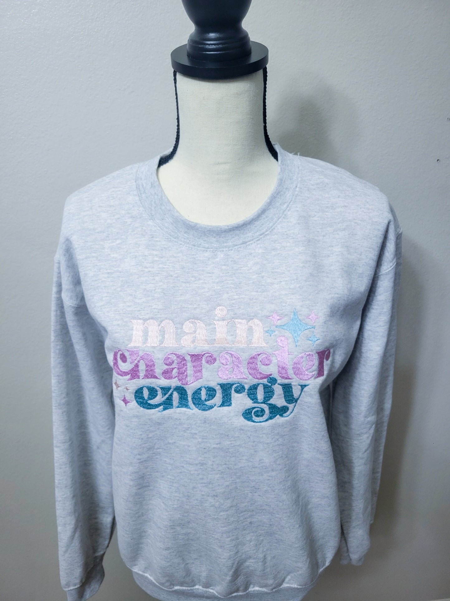 Main Character Energy Women's Unisex Crewneck Sweatshirt,  bookish sweater,  Booktok Pullover